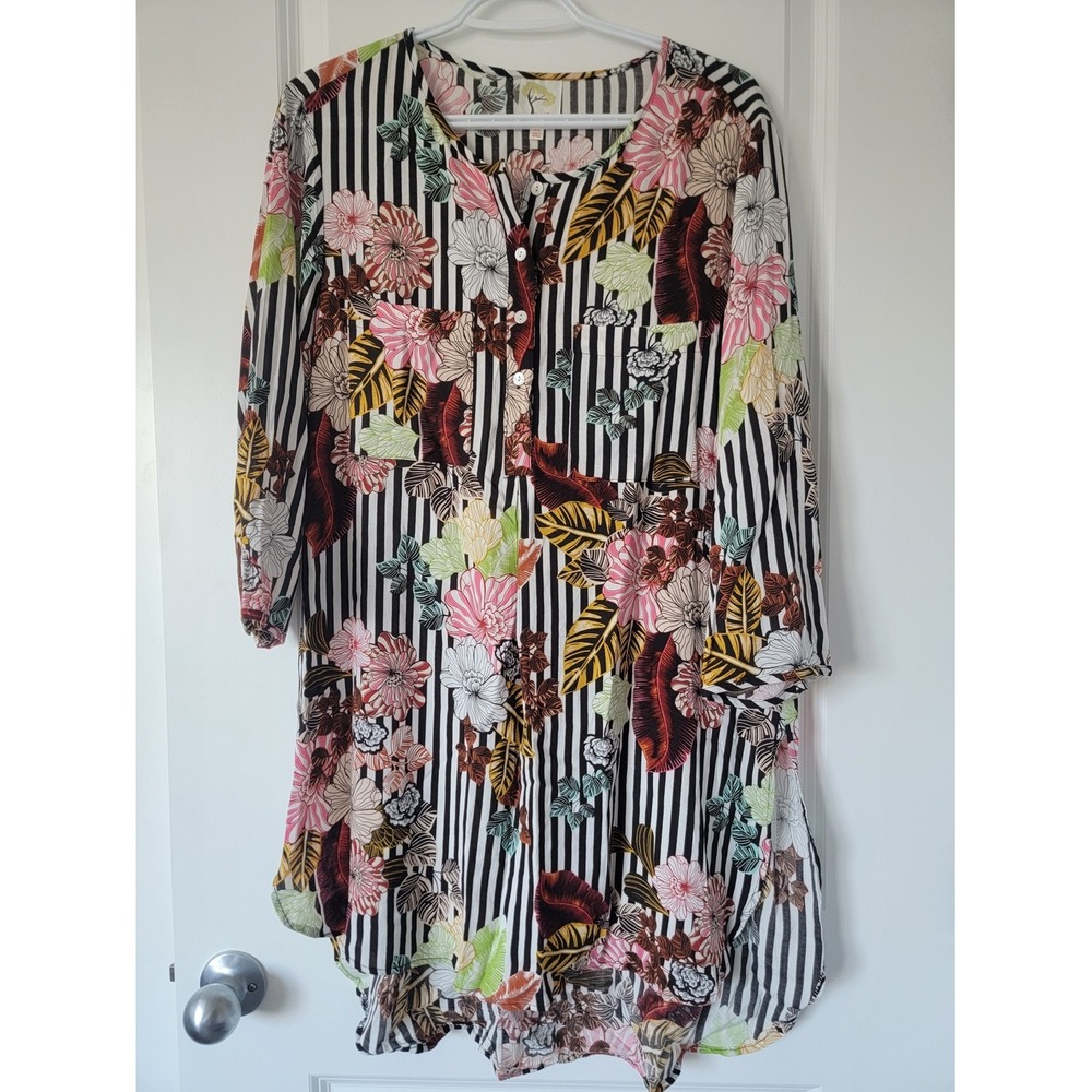 fig and flower Anthropologie Stripe Floral Button-Front Long Sleeve Tunic
